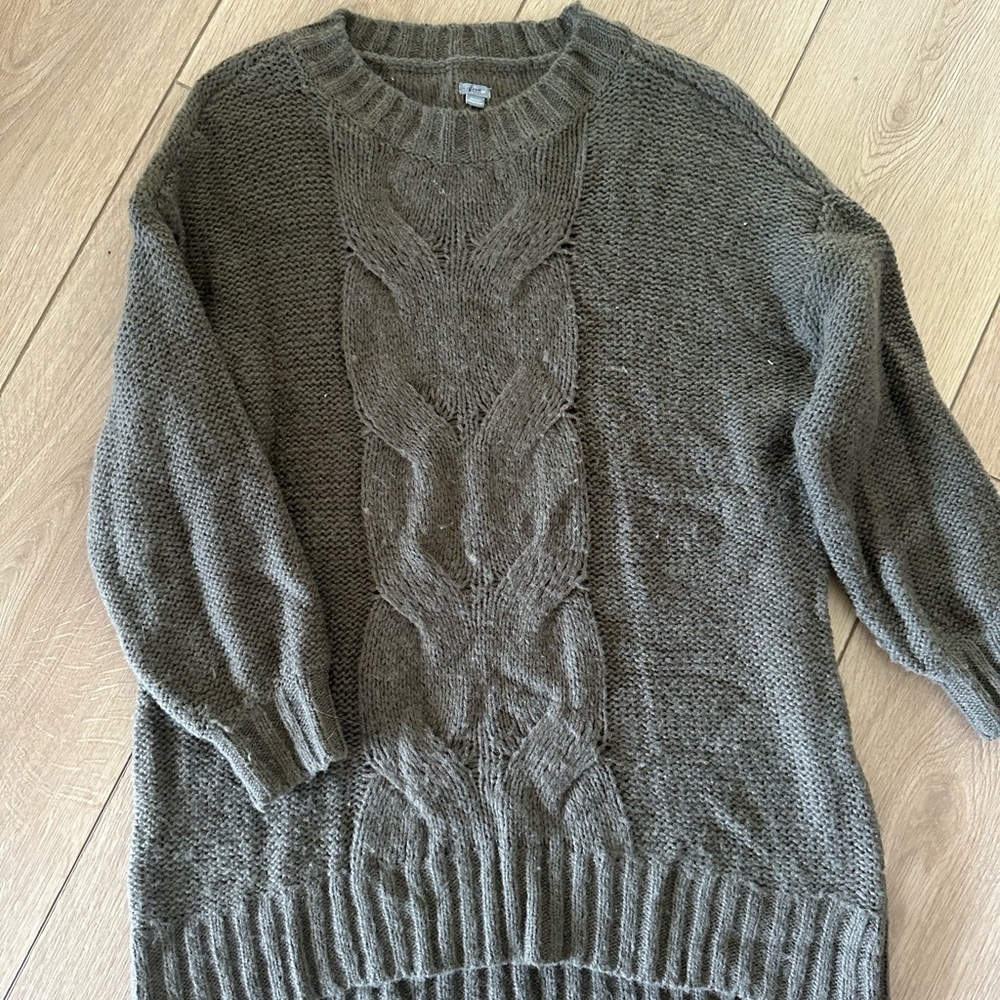 Aerie Olive Green Cable Knit Sweater